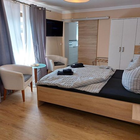Ferienwohnung Haus Strandlust- Gemuetliches Studio Direkt Am Duemmer Lembruch Exterior foto