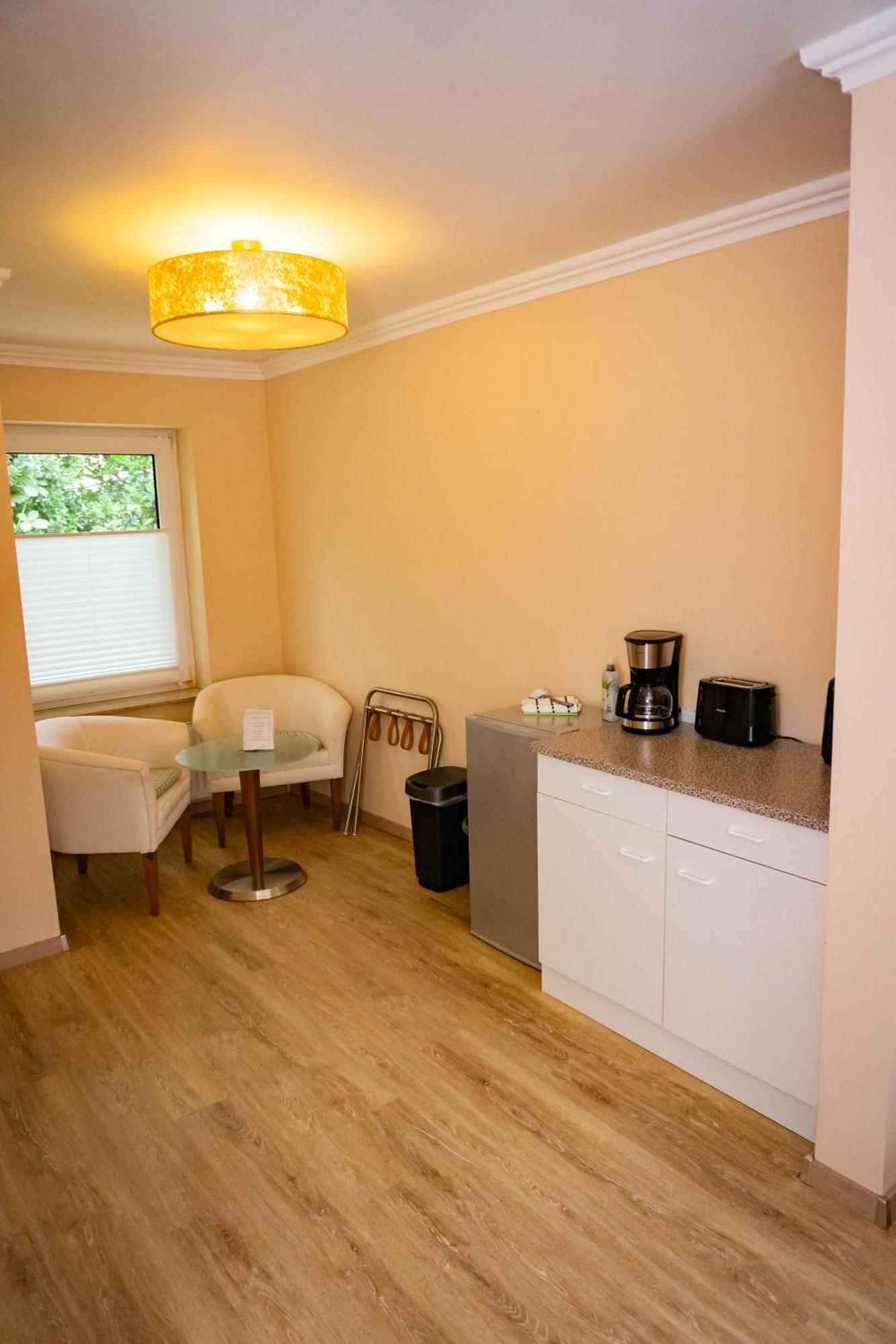 Ferienwohnung Haus Strandlust- Gemuetliches Studio Direkt Am Duemmer Lembruch Exterior foto